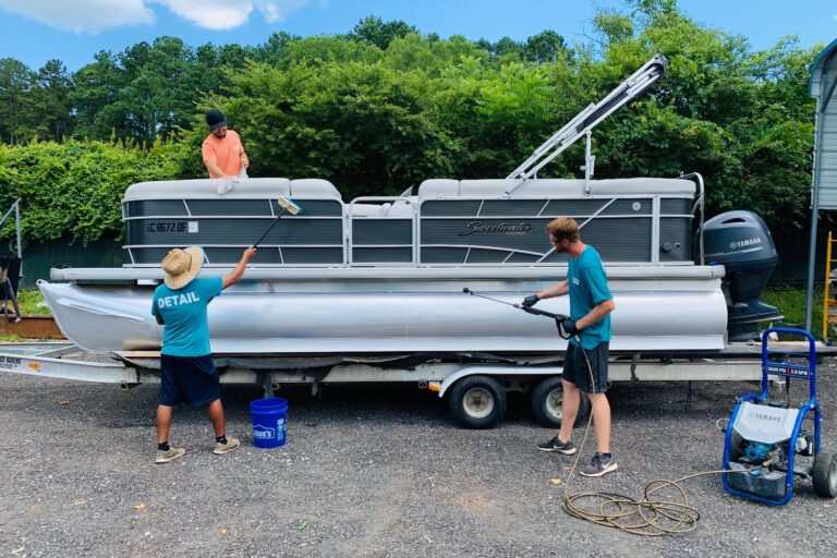 Professional Boat Washing and Boat Waxing Services at Keowee Marina