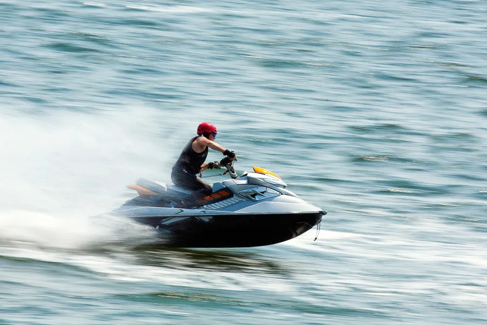 Jet Boats: Propelling Fun and Speed