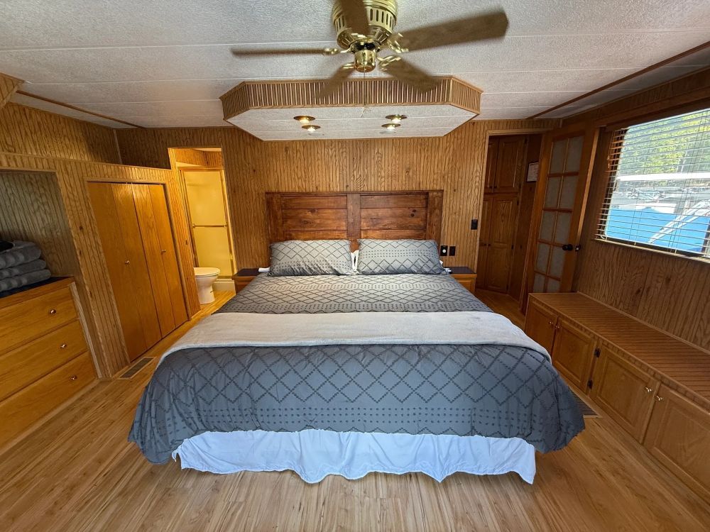 Image of Houseboat Luxury Bedroom at Lake Keowee  - Keowee Marina