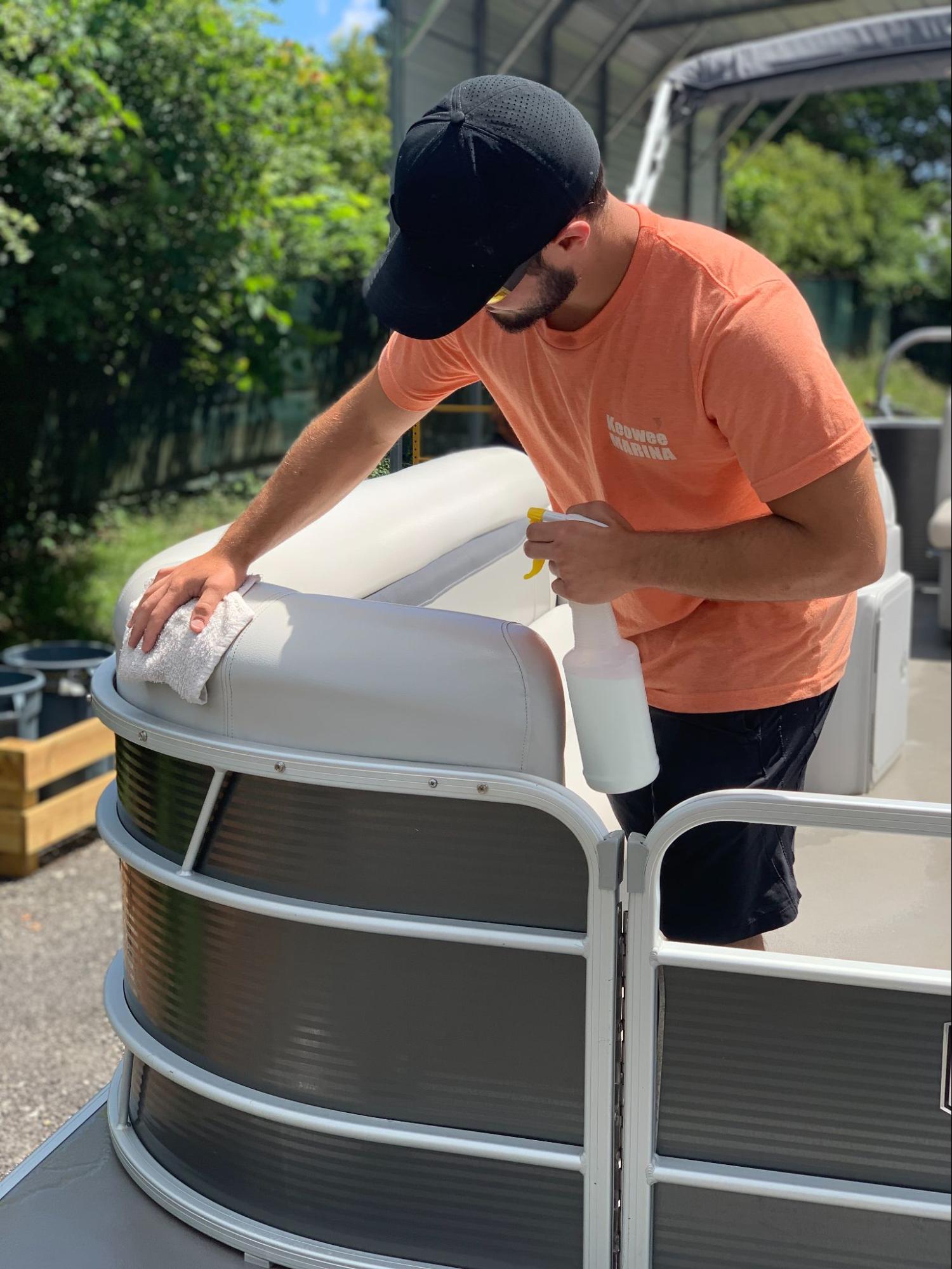 Keowee Marina boat washing and cleaning service for pontoon boats on Lake Keowee