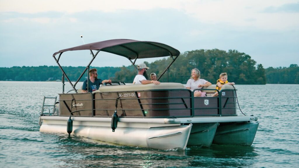 SBX Sport Tritoon on Lake Keowee